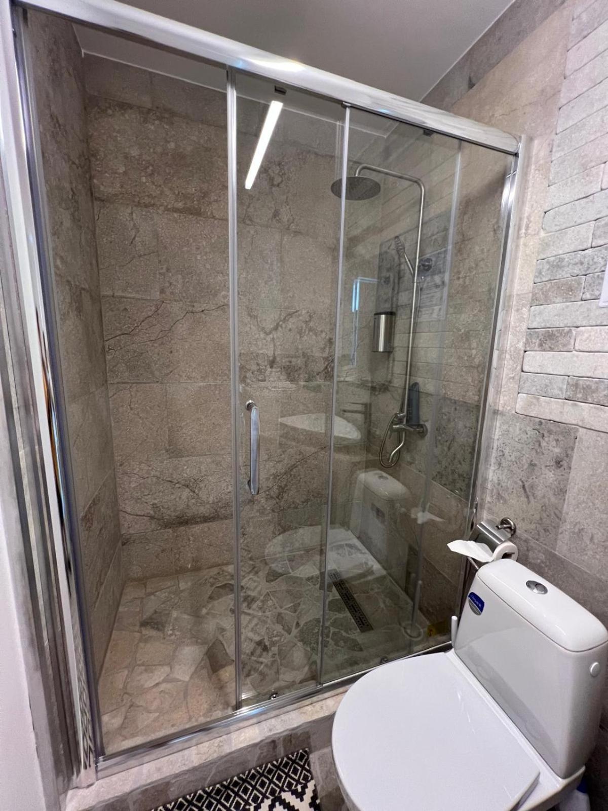 Luxus Cluj Airport Apartments المظهر الخارجي الصورة