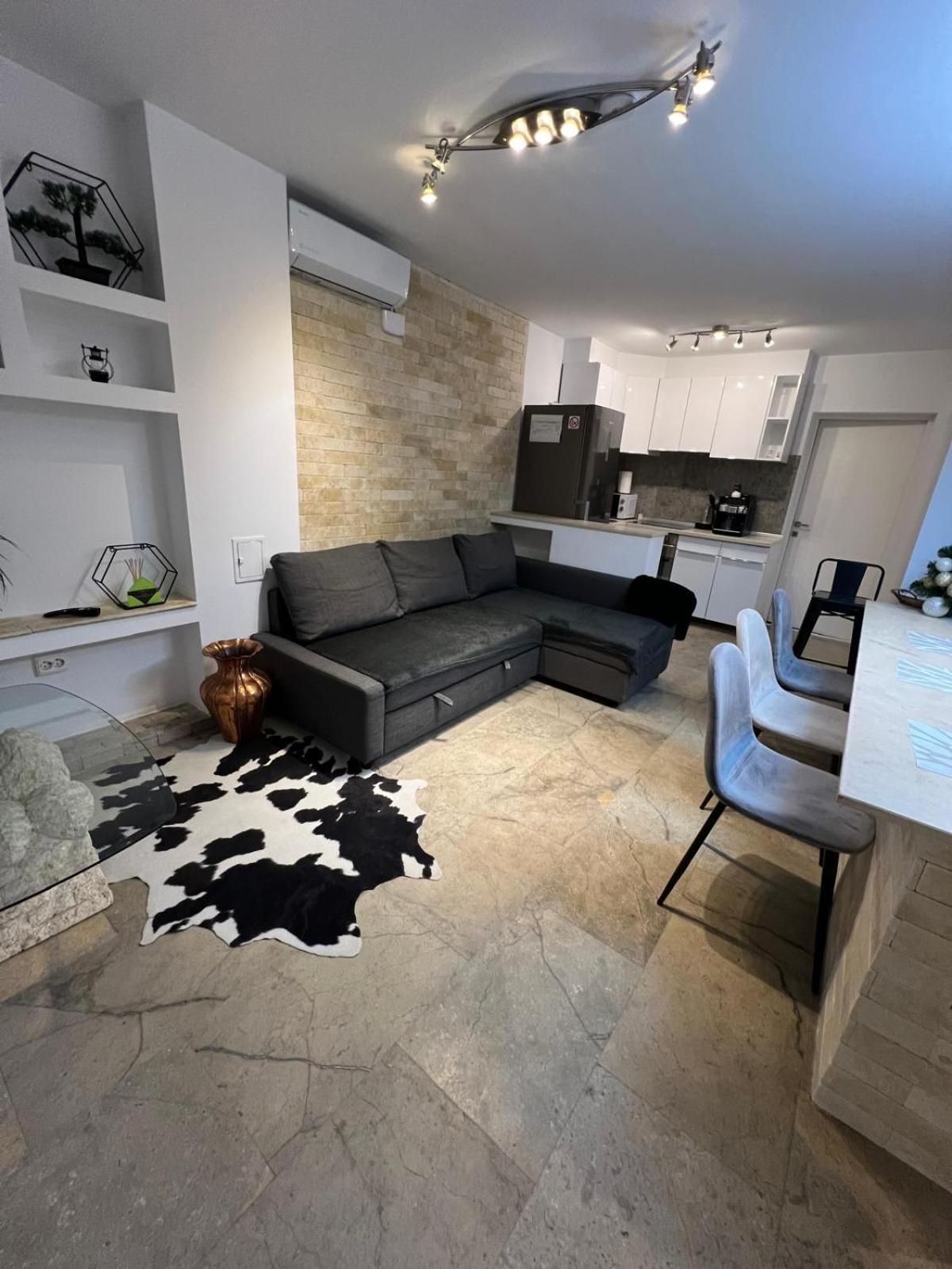 Luxus Cluj Airport Apartments المظهر الخارجي الصورة